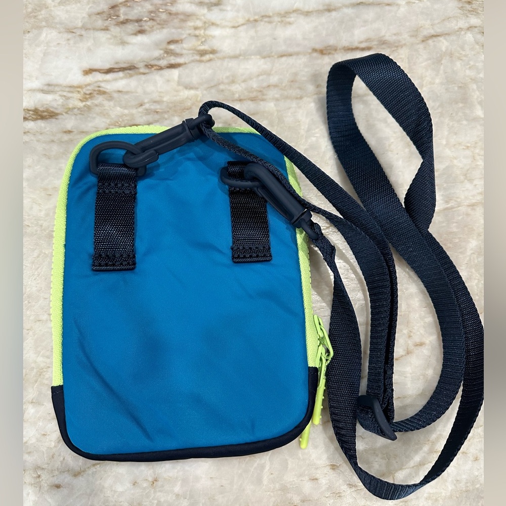Lululempn Easy Access Cross Body Bag - blue and green